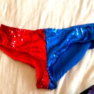 Harley Quinn sequin shorts size xl NWT